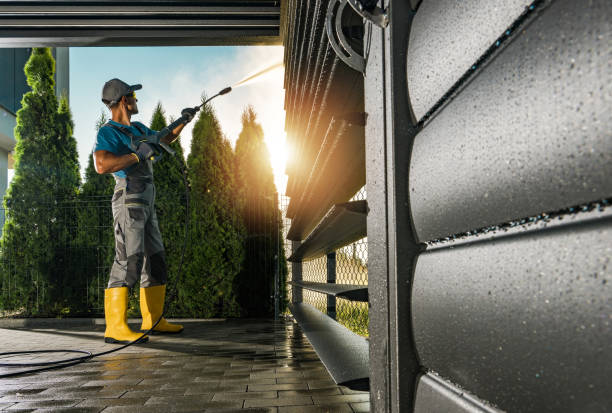 Why Choose Our Certified Pressure Washing Experts for Your Project Needs in Kensington, CA?